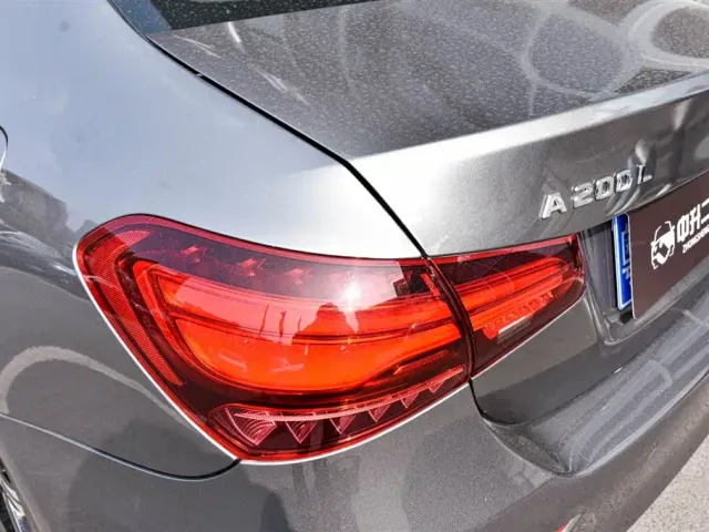 Mercedes-Benz Mercedes-Benz A-Class 2023 A 200 L Fashion — Фото автомобиля 7