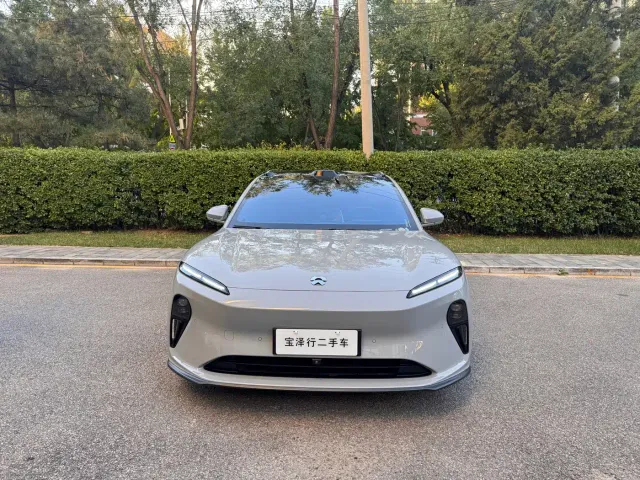 Nio ET5 Touring — Фото автомобиля 2
