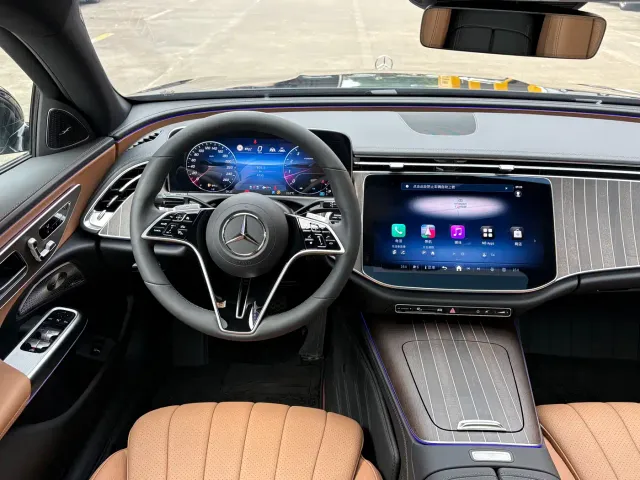 Mercedes-Benz E-Class — Фото автомобиля 10