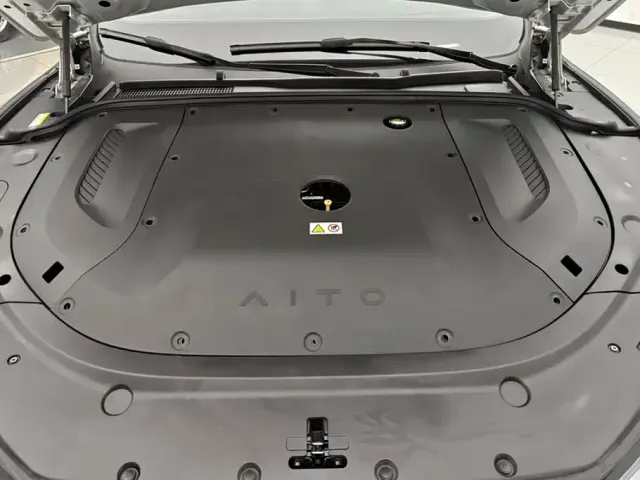 Aito M5 — Фото автомобиля 10