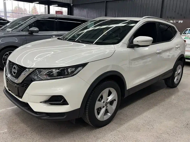 Фотография автомобиля — Nissan Qashqai