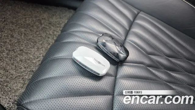 Genesis G90 Бензин 3.5 турбо AWD — Фото автомобиля 18