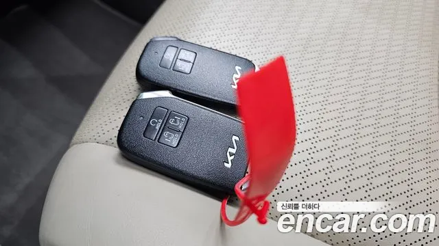 Kia Carnival 4th Gen — Фото автомобиля 23