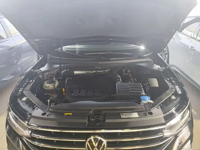 Volkswagen Tiguan L — Фото автомобиля 19