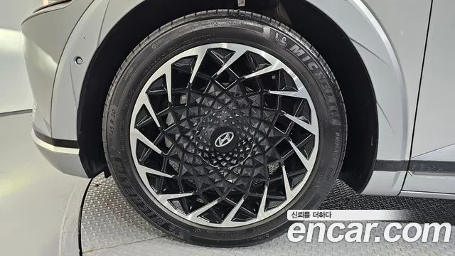 Hyundai Ioniq5 Ioniq5 Long Range AWD — Фото автомобиля 5