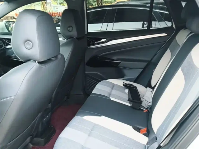 Volkswagen ID.4 Crozz — Фото автомобиля 16
