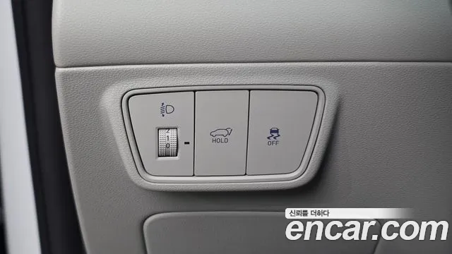 Hyundai Tucson Tucson (NX4) Бензин 1.6 турбо 2WD — Фото автомобиля 24