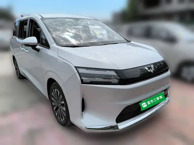 Wuling Starlight 730 — Фото автомобиля 5
