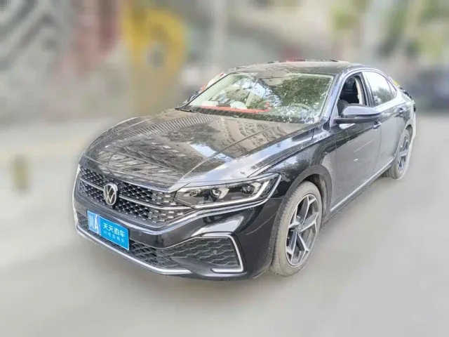 Фотография автомобиля — Volkswagen Passat