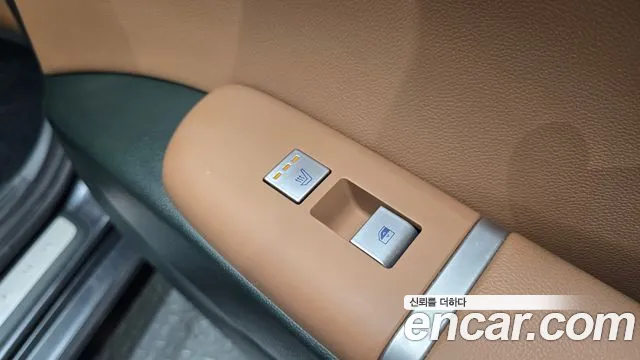 Hyundai Grandeur GN7 — Фото автомобиля 19