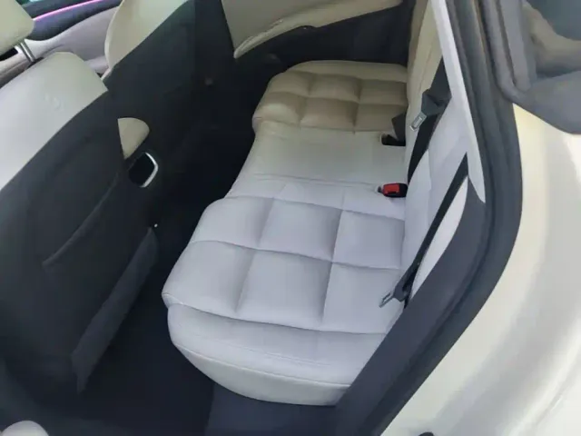 IM Motors LS6 — Фото автомобиля 12