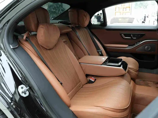 Mercedes-Benz S-Class — Фото автомобиля 14