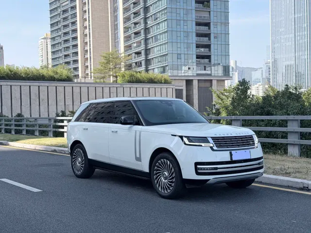 Land Rover Range Rover — Фото автомобиля 3
