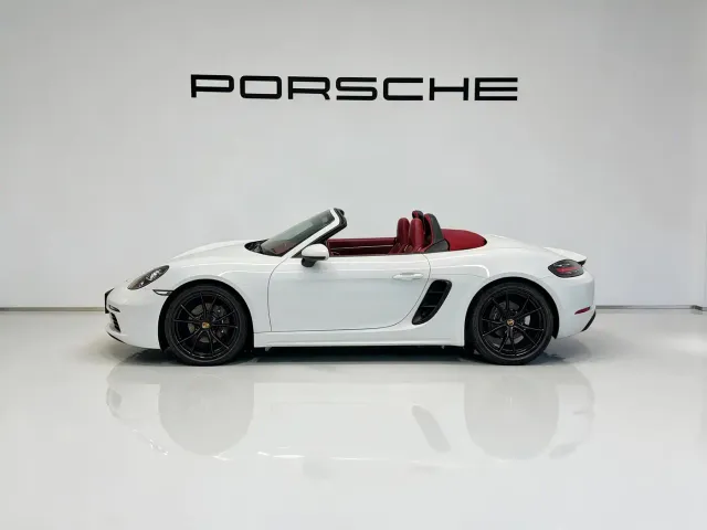 Porsche 718 — Фото автомобиля 4