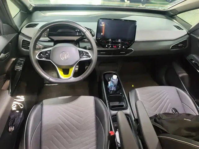 Volkswagen ID.3 — Фото автомобиля 5