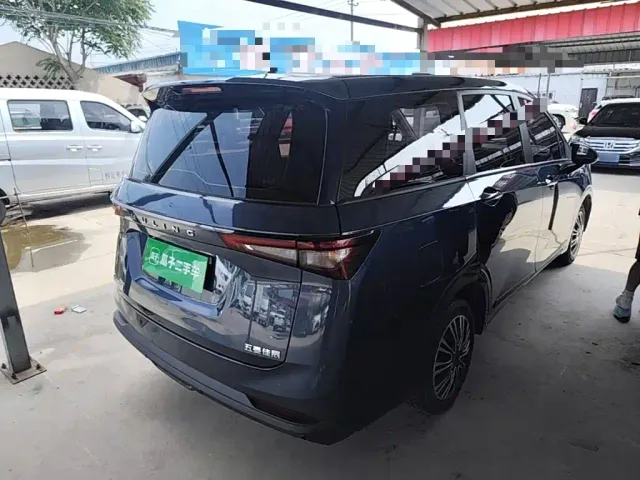Wuling Jiachen — Фото автомобиля 6