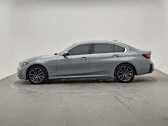 BMW BMW 3 Series 2025 325Li M Sport Package — Фото автомобиля 4