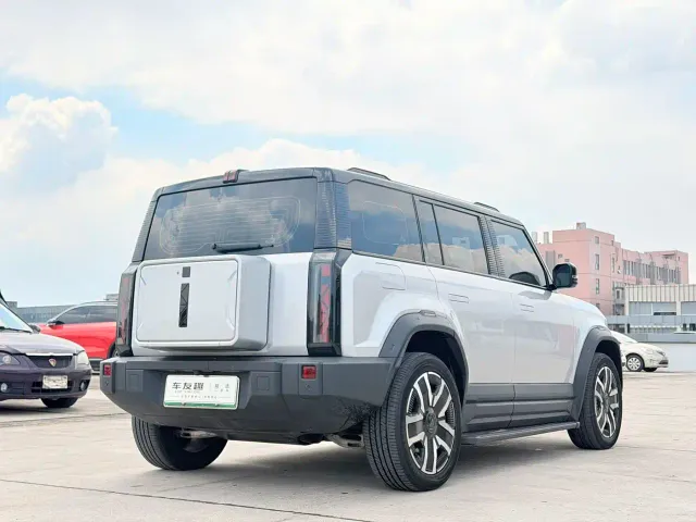 iCAR 03 — Фото автомобиля 4