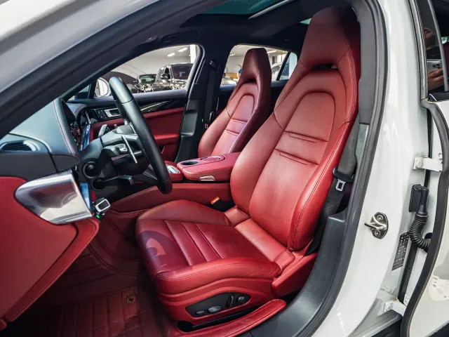 Porsche Panamera — Фото автомобиля 4
