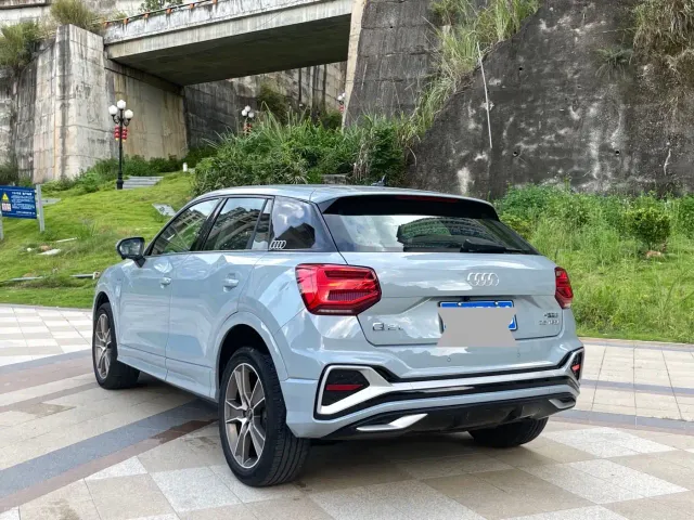 Audi Q2L — Фото автомобиля 7