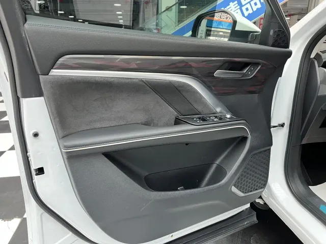 Haval H6 — Фото автомобиля 10