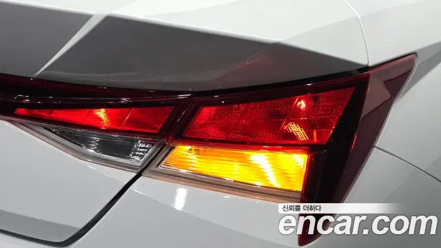 Hyundai AVANTE Avante (CN7) — Фото автомобиля 23