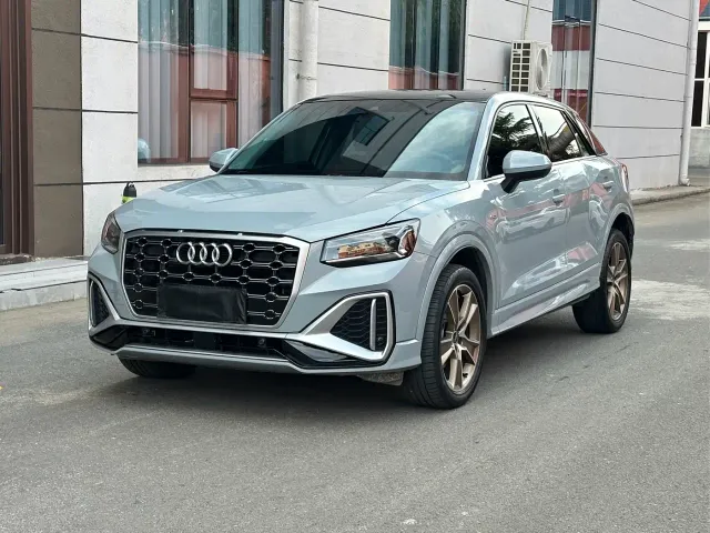 Audi Q2L — Фото автомобиля 2