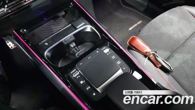 Mercedes-Benz EQA — Фото автомобиля 19