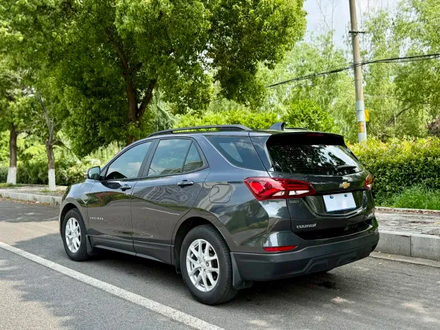 Chevrolet Equinox — Фото автомобиля 7