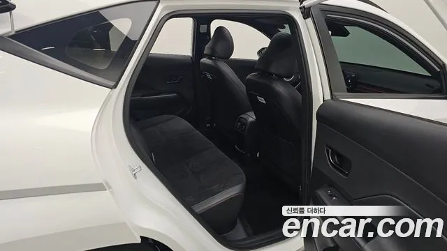 Hyundai Kona SX2 — Фото автомобиля 12