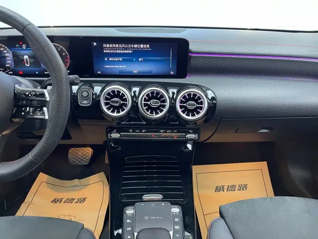 Mercedes-Benz A-Class — Фото автомобиля 23
