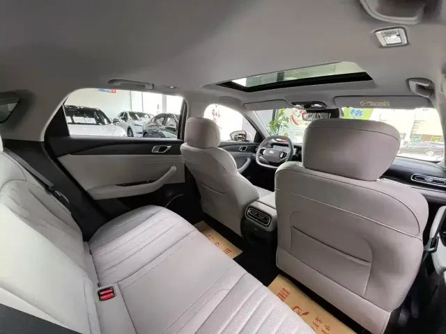 Geely Galaxy Galaxy Stellar 6 2025 Base Version — Фото автомобиля 9