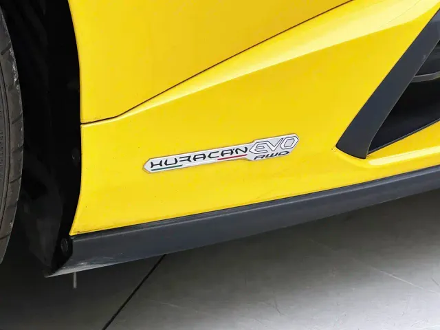 Lamborghini Huracan — Фото автомобиля 12
