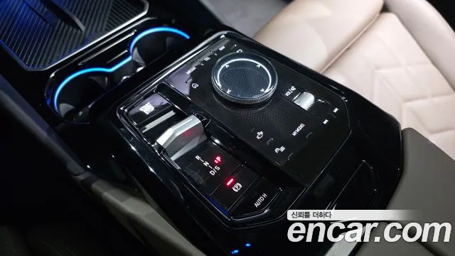 BMW 5 Series G60 — Фото автомобиля 12
