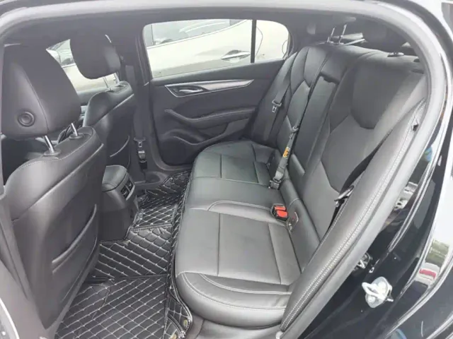 Cadillac CT5 — Фото автомобиля 16