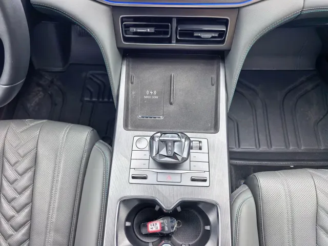 BYD Song L DM-i — Фото автомобиля 9