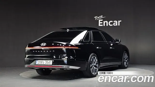 Hyundai Grandeur GN7 — Фото автомобиля 2