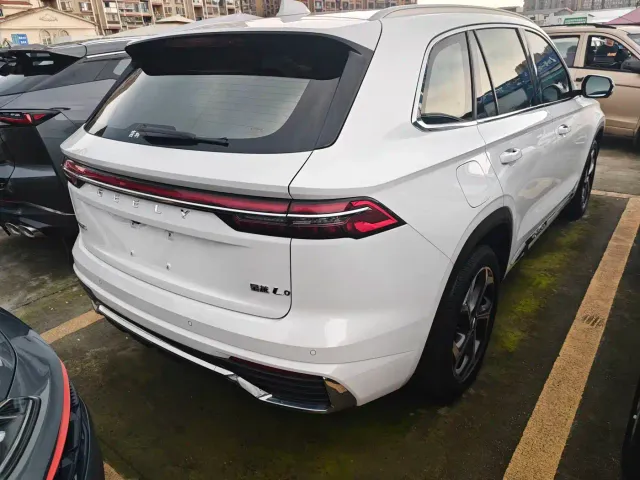 Geely Xingyue L — Фото автомобиля 16