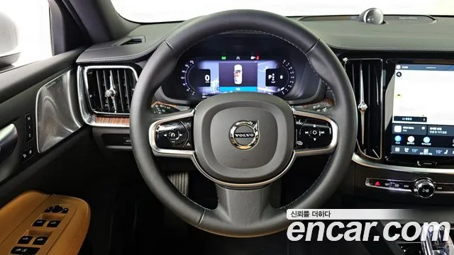 Вольво S60 S60 третьего поколения B5 Ultimate Bright — Фото автомобиля 13