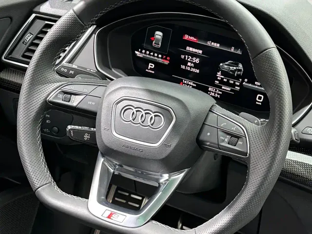 Audi SQ5 — Фото автомобиля 20