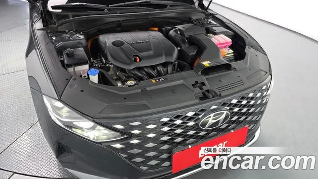 Hyundai Grandeur Grandeur (New) Hybrid — Фото автомобиля 6