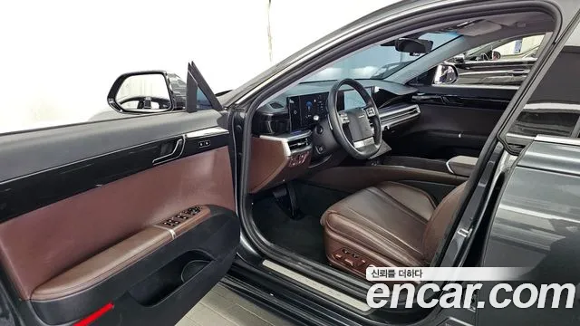 Hyundai Grandeur GN7 — Фото автомобиля 10