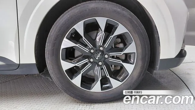 Kia Canival Carnival 4 поколение Бензин 9 мест Signature — Фото автомобиля 21