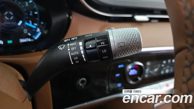 Genesis GV70 — Фото автомобиля 28