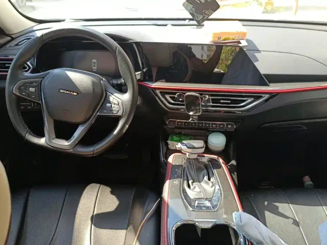 Changan Oushang X5 — Фото автомобиля 12