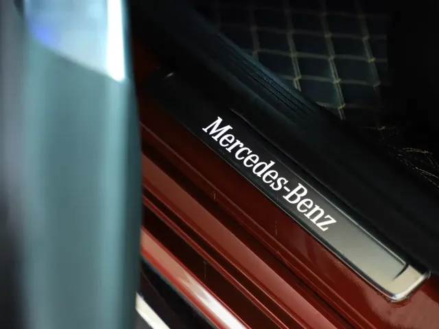 Mercedes-Benz C-Class — Фото автомобиля 4