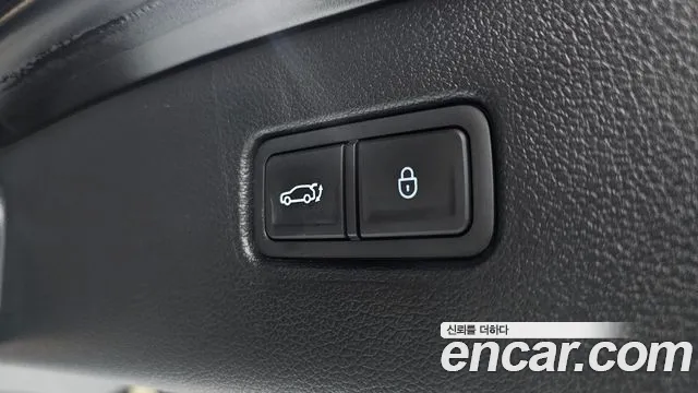 Genesis GV80 — Фото автомобиля 23