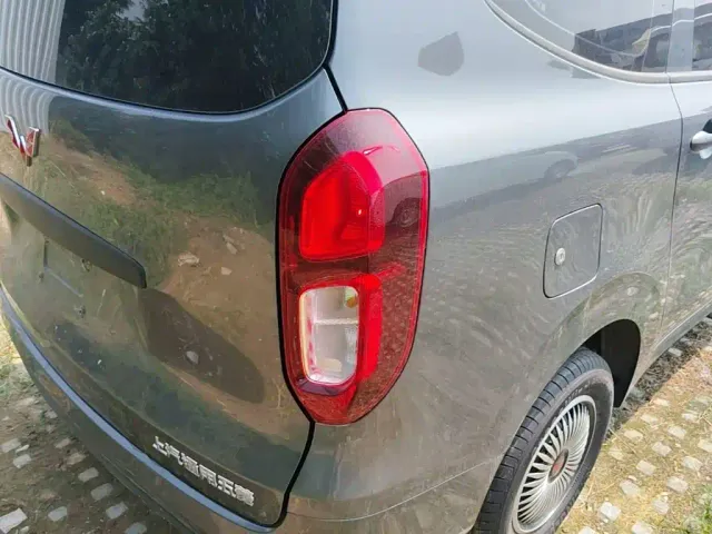 Wuling Hongguang — Фото автомобиля 7
