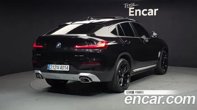 BMW X4 — Фото автомобиля 2