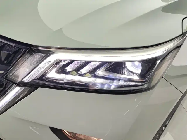 Wuling Asta — Фото автомобиля 5